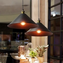 Country Designers Pendellampa I Metall