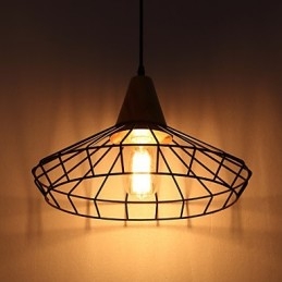 Traditionell Klassisk Vintage Metallkrona I Ministil