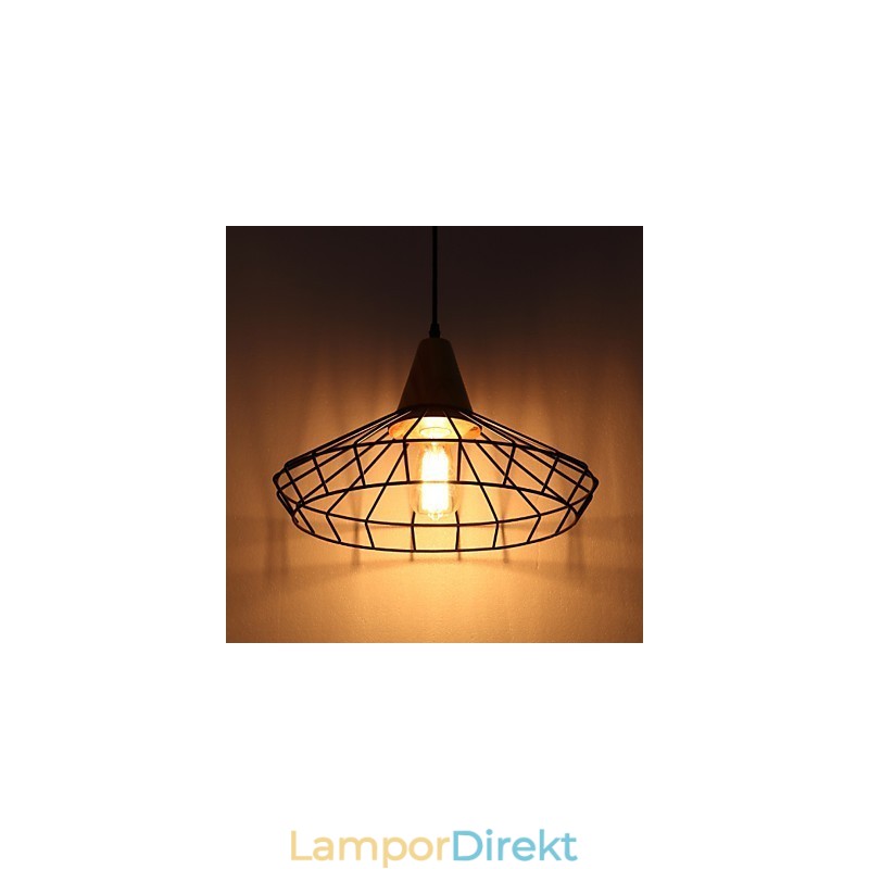 Traditionell Klassisk Vintage Metallkrona I Ministil