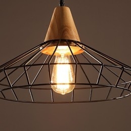 Traditionell Klassisk Vintage Metallkrona I Ministil
