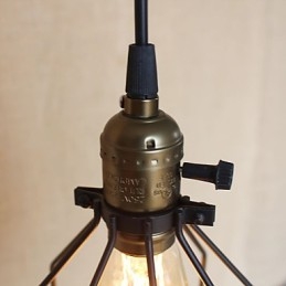 Amerikansk Landsbygdsindustri Kontrakterad Enda Chef För Kreativa Små Hällar Järn Ljuskrona