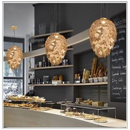 Traditionell Klassisk Lykta Galvaniserad Funktion För Metallkrona I Ministil