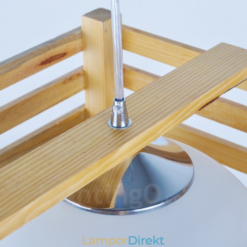 Ljus Trä Modern Samtida Taklampa I Nordisk Stil Med Glasskärm
