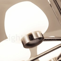 Ljus Och Modern Ljuskrona Med Glasskärm