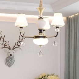 Modern Och Modern Retro Lyxig Kristallhängande Lampa Ljuskrona Med Glasskärm