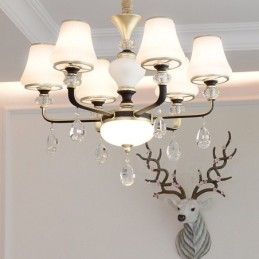 Modern Och Modern Retro Lyxig Kristallhängande Lampa Ljuskrona Med Glasskärm