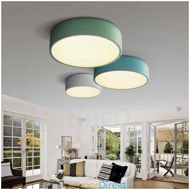 1 Ljus Nordisk Taklampa Med Akrylskärm