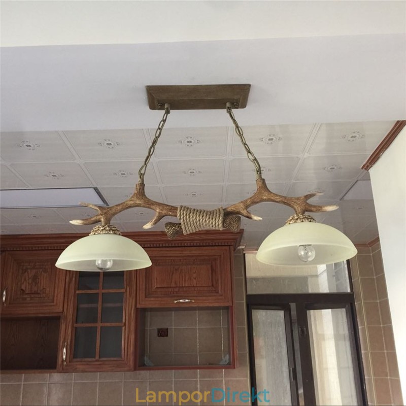 2 Ljusbrun Rustik Konstnärlig Retro Antler Antik Pendellampa Med Glasskärm