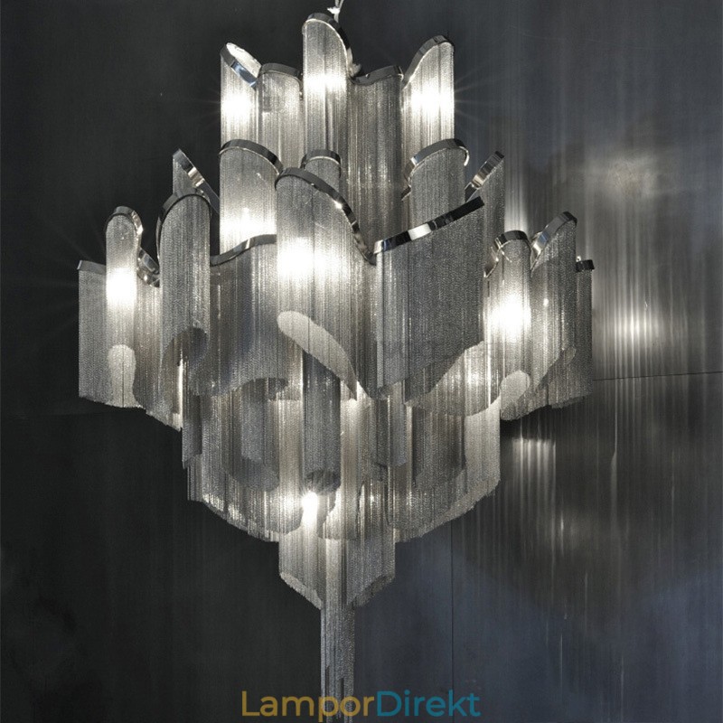Tofsar Extra Stor Ljuskrona Designer Taklampa