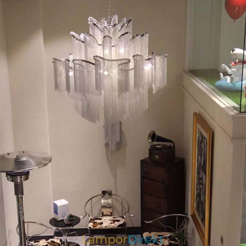 Tofsar Extra Stor Ljuskrona Designer Taklampa