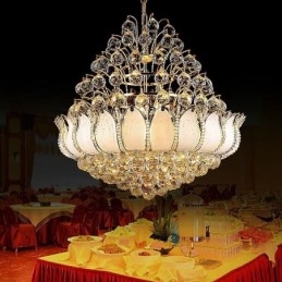 Samtida Crystal Empire Ljuskrona Guldfärg Pendel Light Lotus
