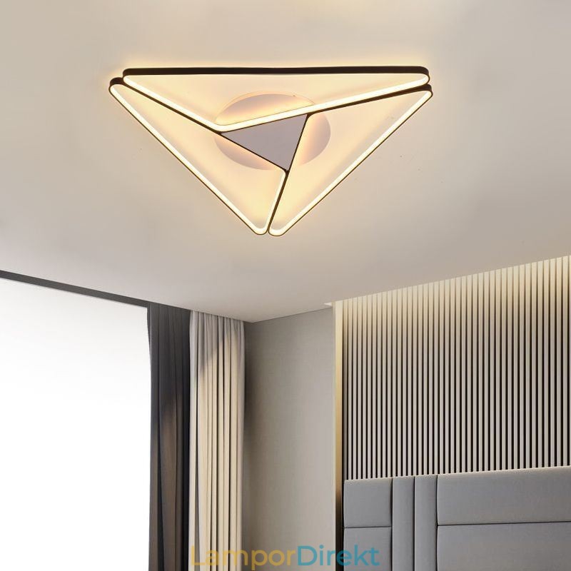 Infälld Minimalistisk Triangel Taklampa
