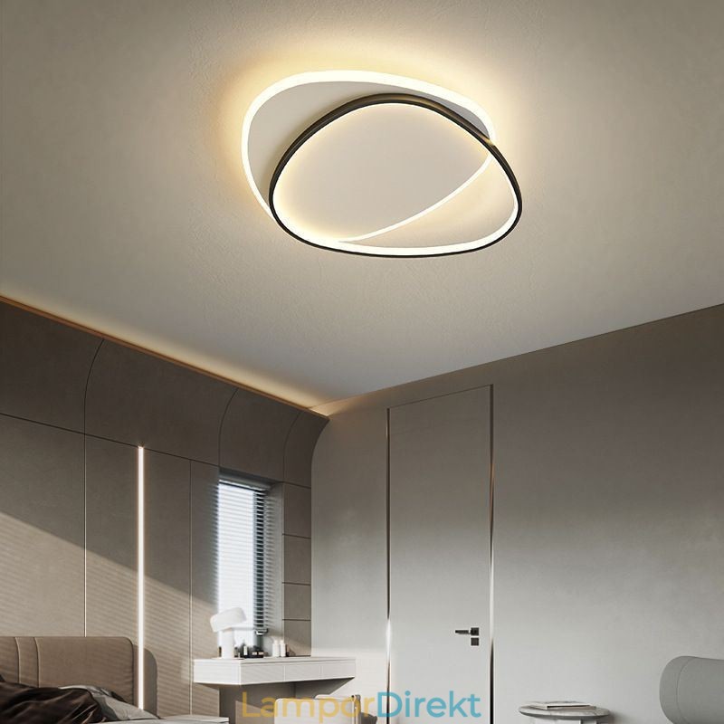 Infälld Taklampa Med Dubbel Triangel