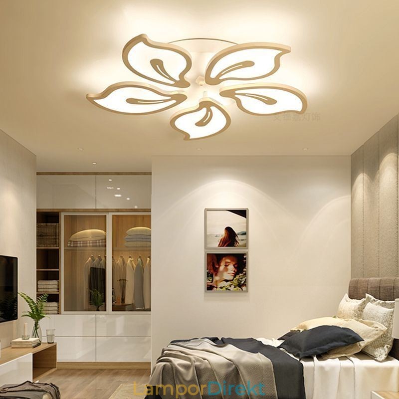 Creative Petal Flush Mount Taklampa