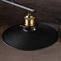 Modern Och Modern Metallkrona I Ministil