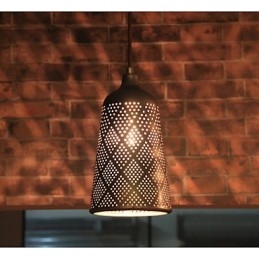Lantlig Retro Taklampa Patenterad Produkt I 2