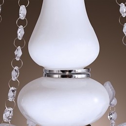 Elegant Kristallkrona Med 5 Ljus I Vitt