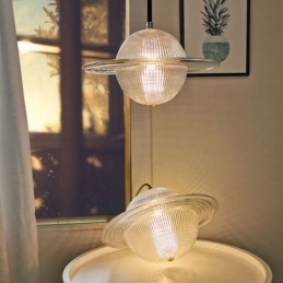 Modern Taklampa I Glas I Form Av Taklampa