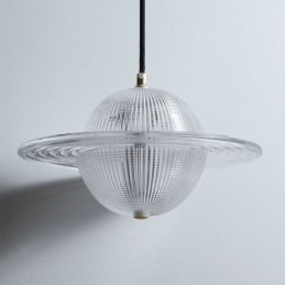 Modern Taklampa I Glas I Form Av Taklampa