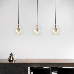 Modern Hängande Lampa I Glas Med Ett Huvud