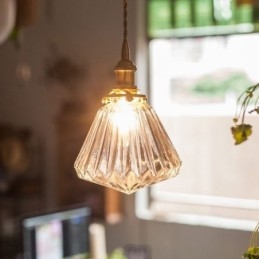Pendellampa I Klar Diamant Med Ribbad Glas