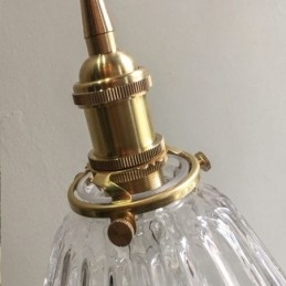 Pendellampa I Klar Diamant Med Ribbad Glas