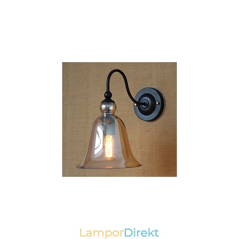 Amerikansk Landsbygd På Landsbygden Minimalistisk Vardagsrum Hall Dekorerad Glasvägg Sconce