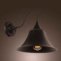 Konstnärlig Vägglampa Med Retro Metallskärm Och Fäste
