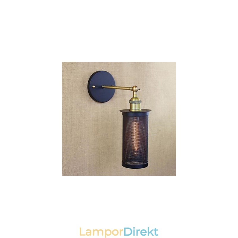Vägglampa Smidesjärn Med Järnnät