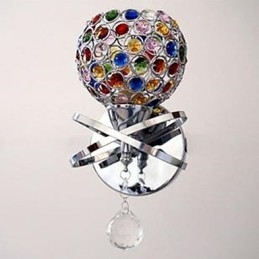 Vägglampa I Kristall Med Ett Huvud