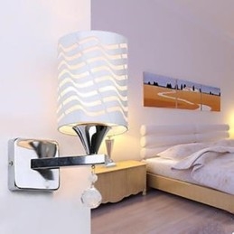 Vägglampa
