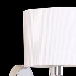 Snygg Vägglampa I Metall Och Tyg Med 1 Ljus I Vit Cylinderfunktion