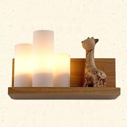 Vägglampa Tre Lampor Och Glas