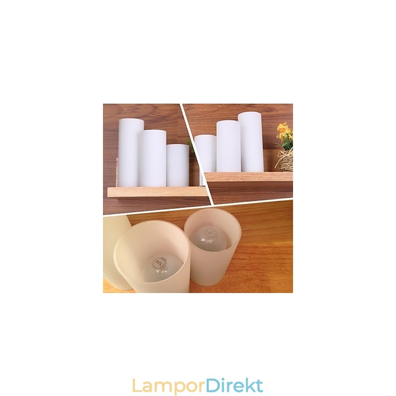 Vägglampa Tre Lampor Och Glas