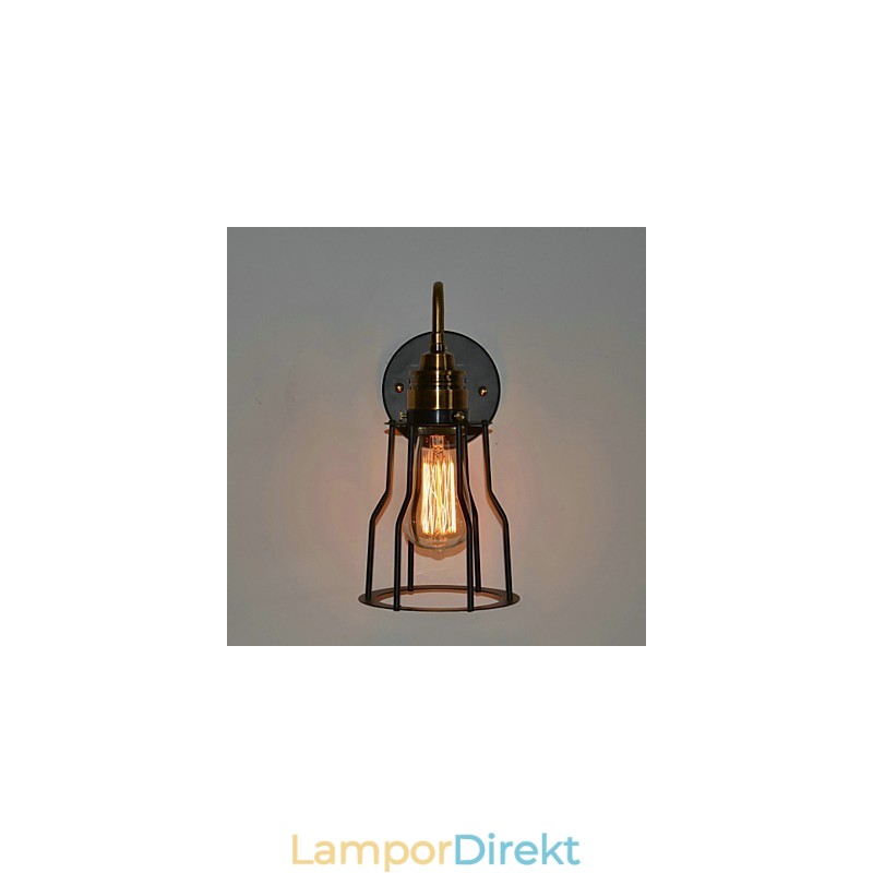 Minimalistisk Konstnärlig Vägglampa Med Svart Metallskelettskärm