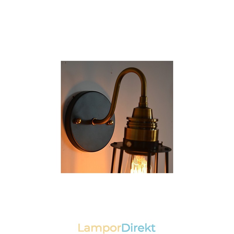 Minimalistisk Konstnärlig Vägglampa Med Svart Metallskelettskärm
