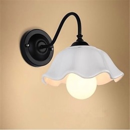 Modern Och Modern Lantlig Målningsfunktion För Ögonskydd I Ministil Ambient Light Wall