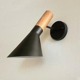 Modern Enkel Vardagsrum Säng Smidesjärn Imitation Trä Vägglampa