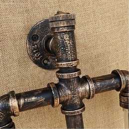 Amerikanskt Tema Restaurang Bar Strykjärn Med Switch Vattenrör Vinflaska Vägglampa Transparent