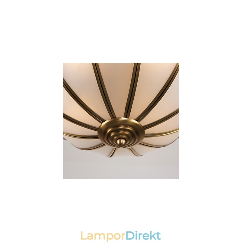 Modern Och Modern Dekorativ Design Av Koppar Takljusfamilj