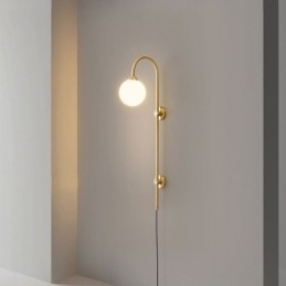 Modern Vägglampa I Borstat Guld Vägglampa