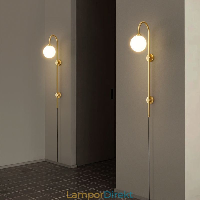 Modern Vägglampa I Borstat Guld Vägglampa
