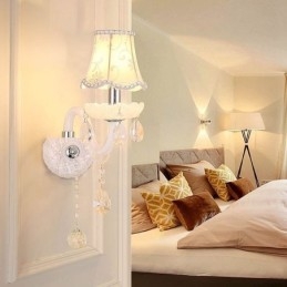 Klassisk Europeisk Stil Crystal Sconce Elegant Vägglampa