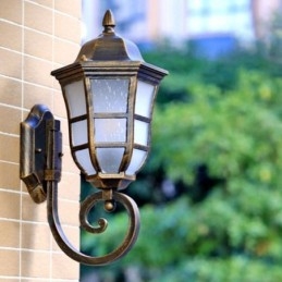 European Wall Sconce Retro Outdoor Light Single Head Vattentät Frostat Glas Vägglampa