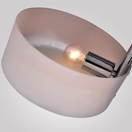 Modern Och Modern Ljuskrona I Krommetall Infällt