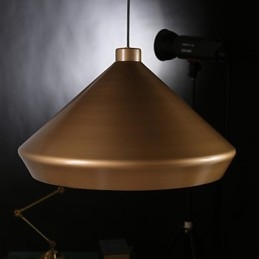 Retrodesign Kreativt Designtema Ljuskrona Ljuskrona Loft Ljuskrona I Amerikansk Industristil