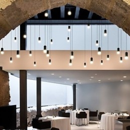 Northern Europe Creative Contracted And Geometric Line Design Pendel Light