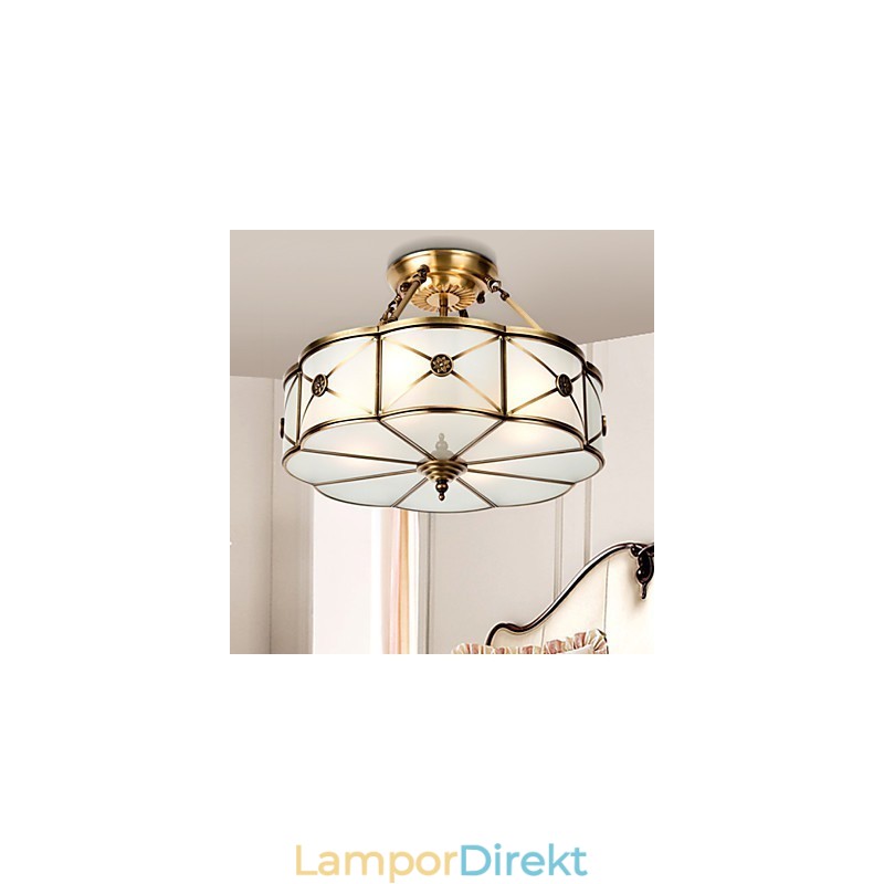 Modern Och Modern Dekorativ Design Av Koppar Takljusfamilj