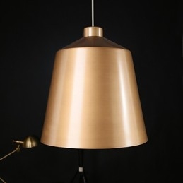 Retrodesign Kreativt Designtema Ljuskrona Ljuskrona Loft Ljuskrona I Amerikansk Industristil