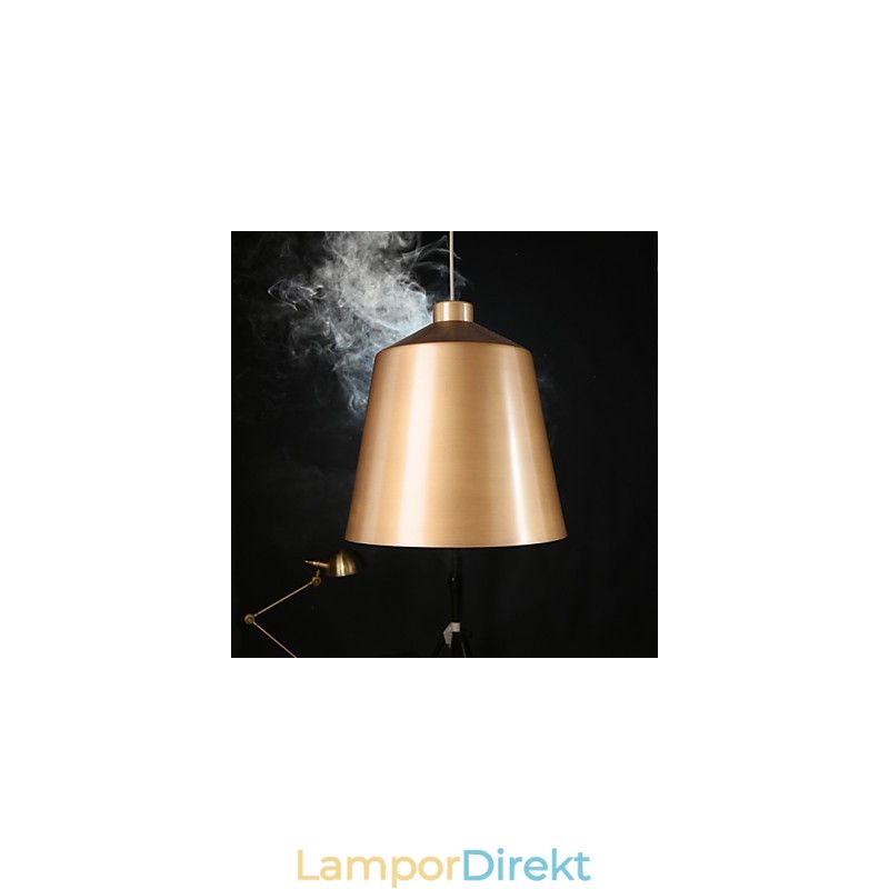 Retrodesign Kreativt Designtema Ljuskrona Ljuskrona Loft Ljuskrona I Amerikansk Industristil